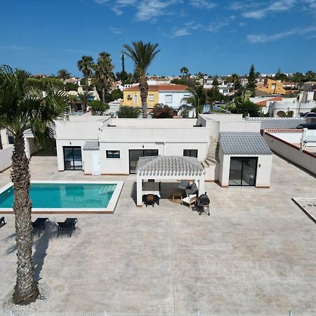 Pink Lagoon Villa Torrevieja Luaran gambar